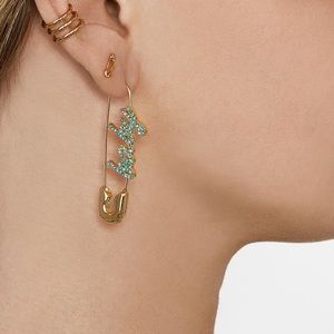 BRAND NEW! 💎💎 BABY SAFETY PIN EARRINGS!